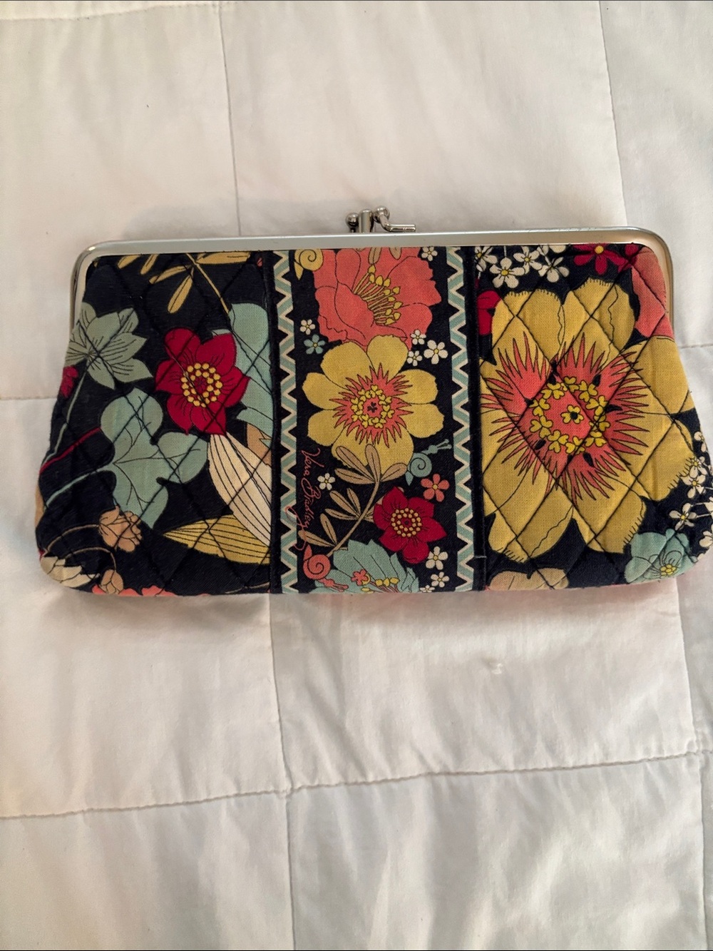 Vintage Vera Bradley Floral Quilted Clasp Wallet - clutch - Picture 2 of 10